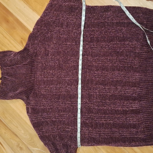 Plum purple chenille sweater size XL - Picture 8 of 11